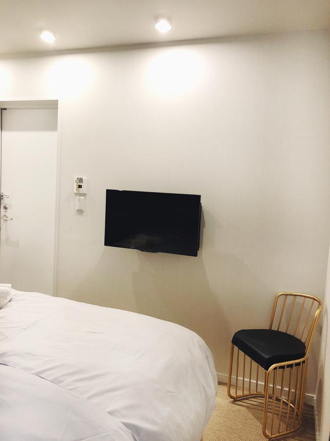 The Hideout Tokyo Hotell Exteriör bild